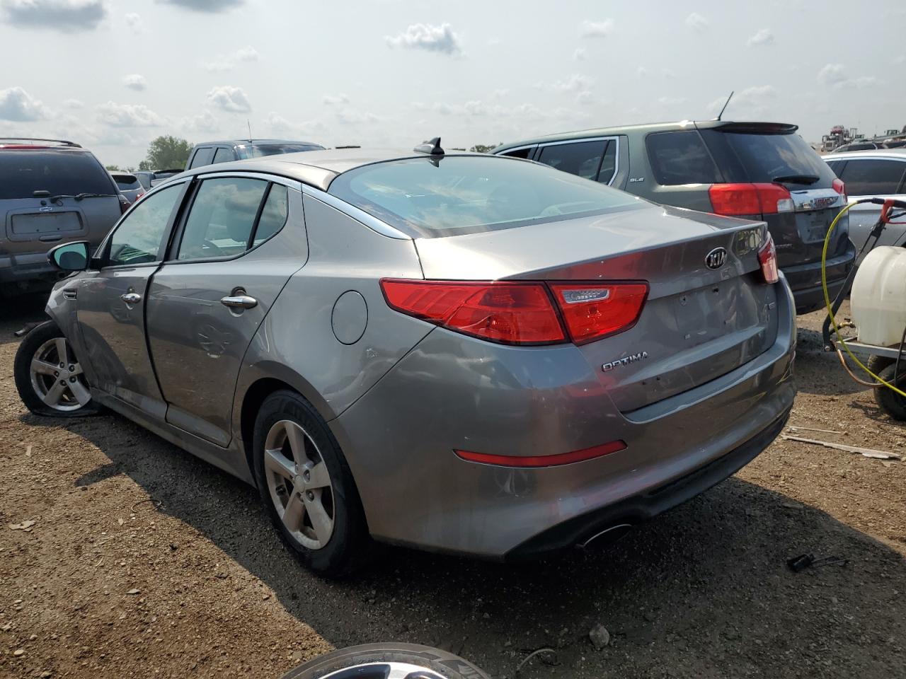 2015 KIA Optima VIN 5XXGM4A77FG489235 Copart auction photo, front end damage thumbnail 2