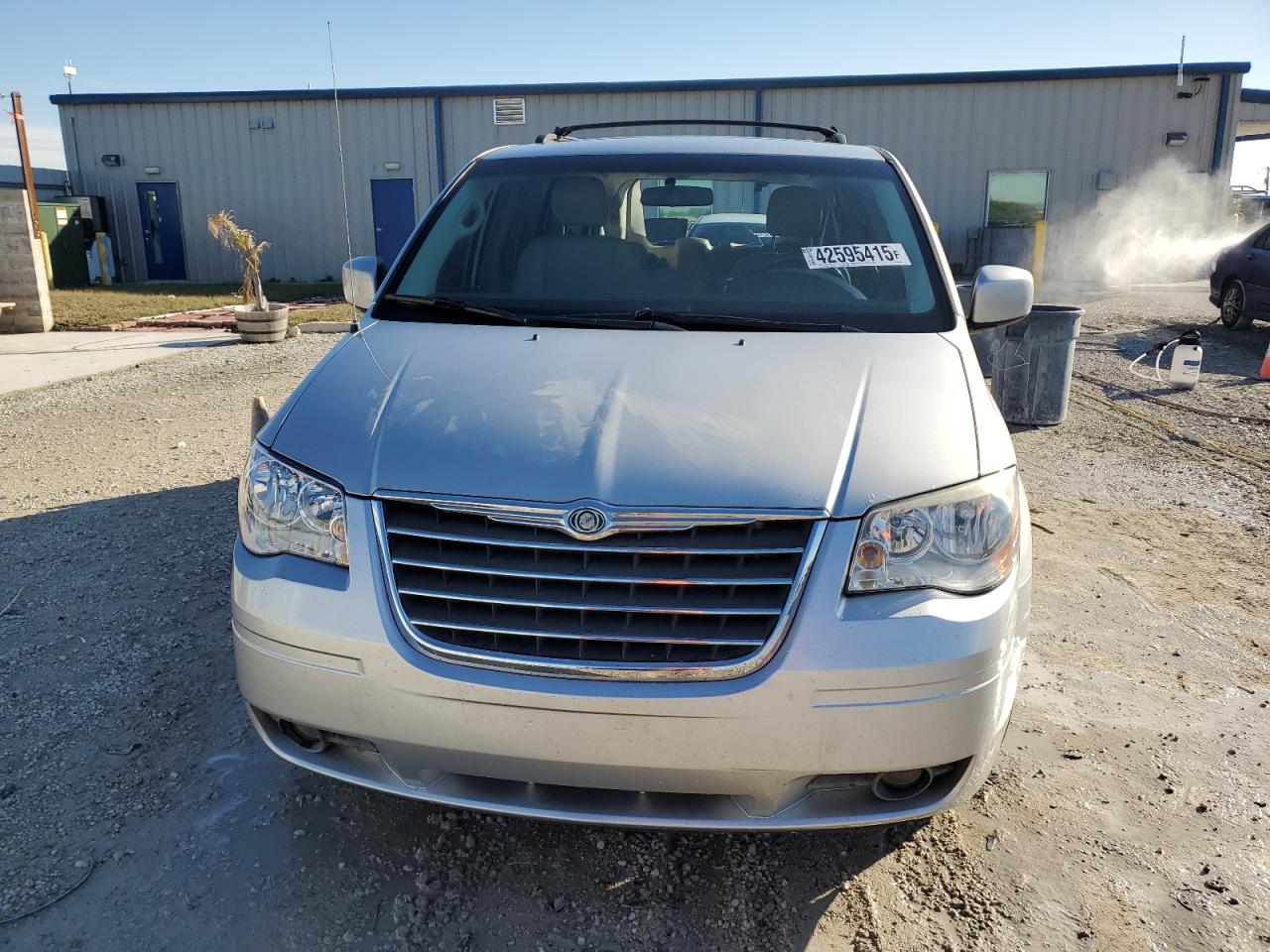 2009 Chrysler Town & Country VIN 2A8HR54169R684363 Copart auction photo, rear end damage thumbnail 5