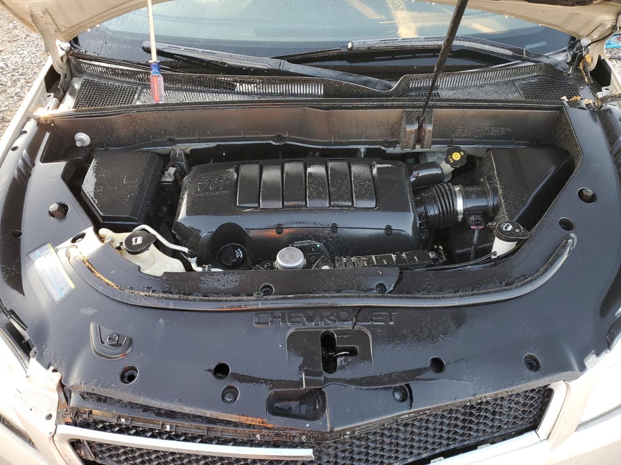 2010 Chevrolet Traverse VIN 1GNLVFEDXAS124495 Copart auction photo, front end damage thumbnail 11