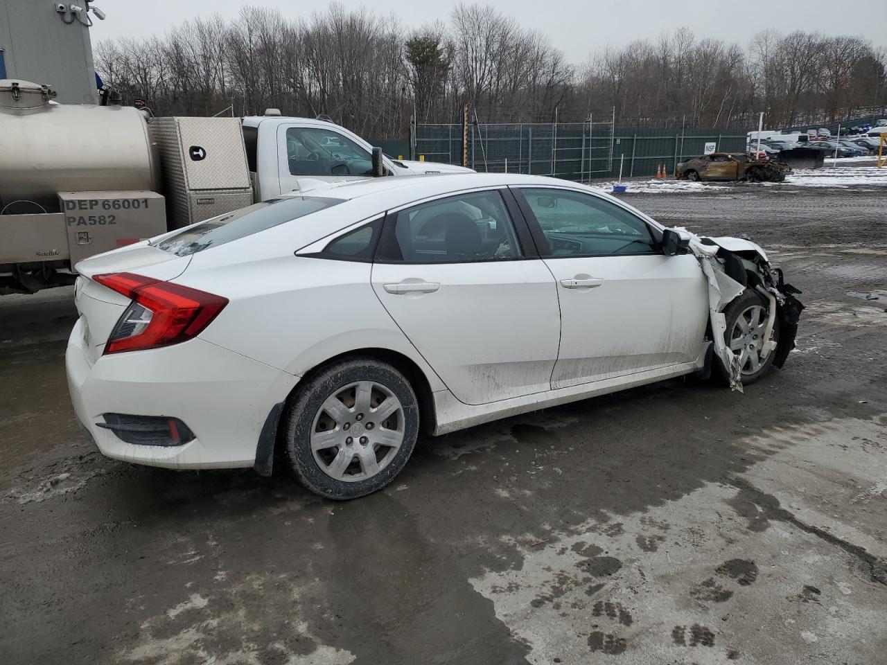 2018 Honda Civic VIN 2HGFC2F75JH564047 Copart auction photo, front end / side damage thumbnail 3