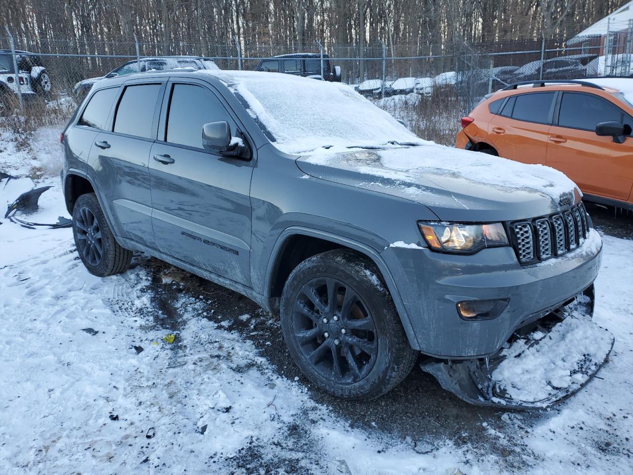 2020 Jeep Grand Cherokee VIN 1C4RJFAG2LC138628 Copart auction photo, all over damage thumbnail 4