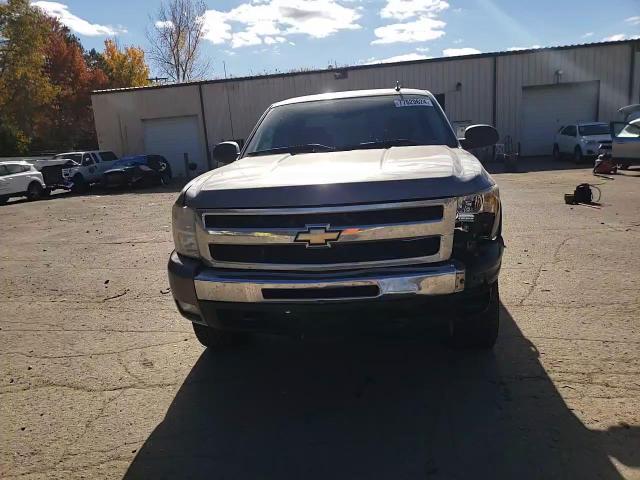 2009 Chevrolet Silverado VIN 2GCEK290891116241 Copart auction photo, front end damage thumbnail 10