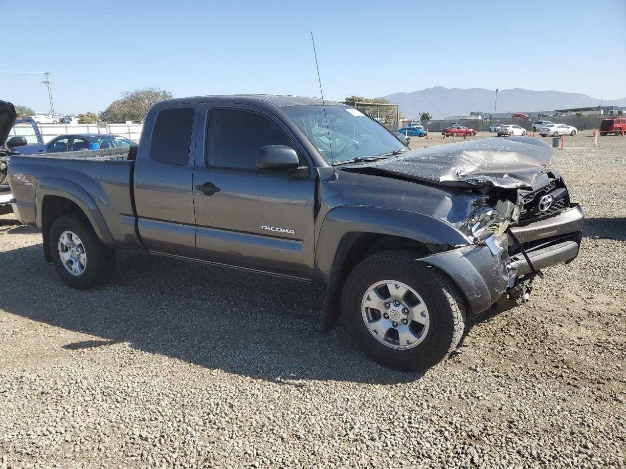 2011 Toyota Tacoma VIN 5TFTU4GN0BX008944 Copart auction photo, front end damage thumbnail 4
