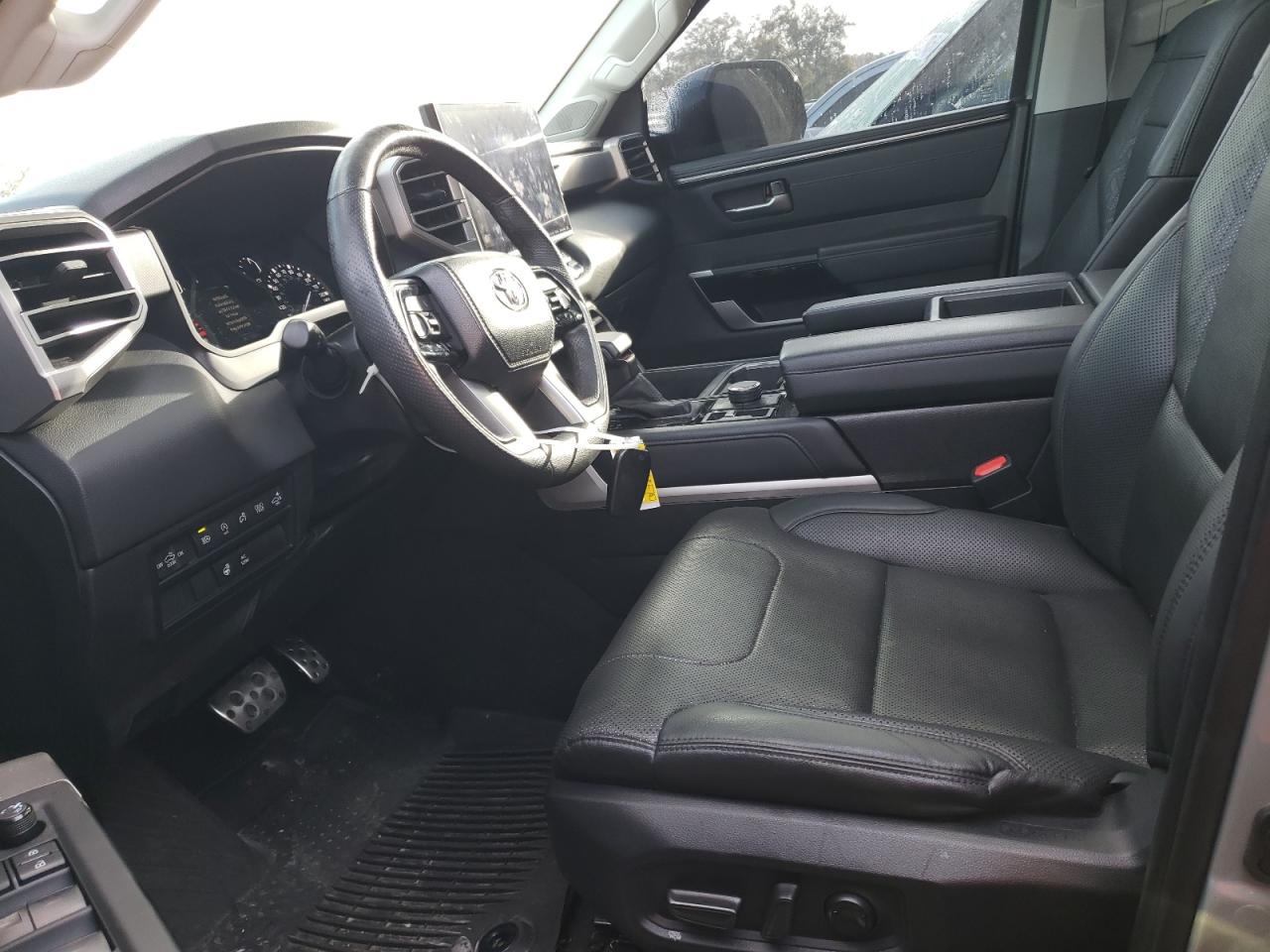 2022 Toyota Tundra VIN 5TFJA5DB8NX035443 Copart auction photo, front end / side damage thumbnail 7