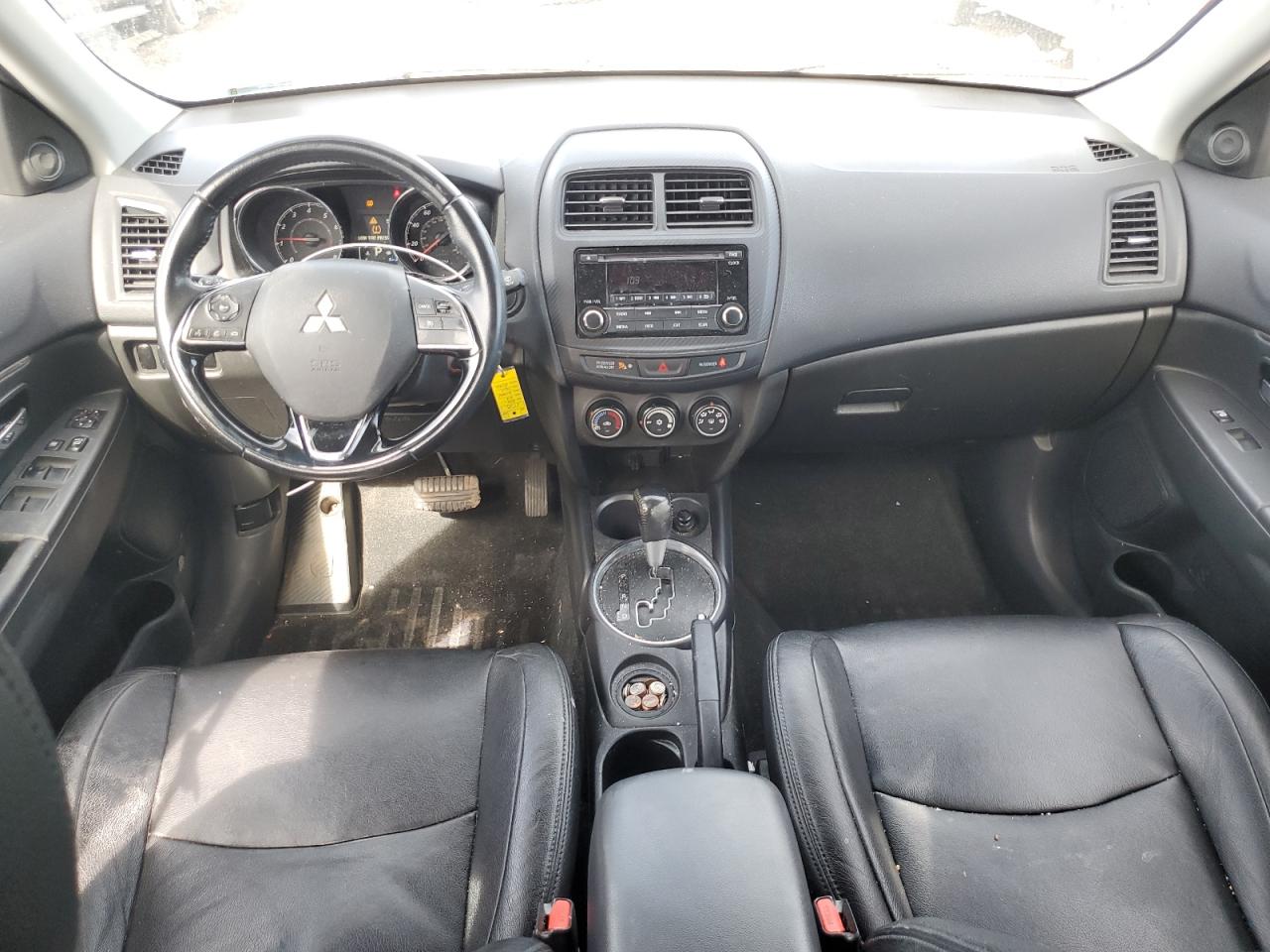 2016 Mitsubishi Outlander VIN JA4AP3AUXGZ030576 Copart auction photo, front end / side damage thumbnail 8