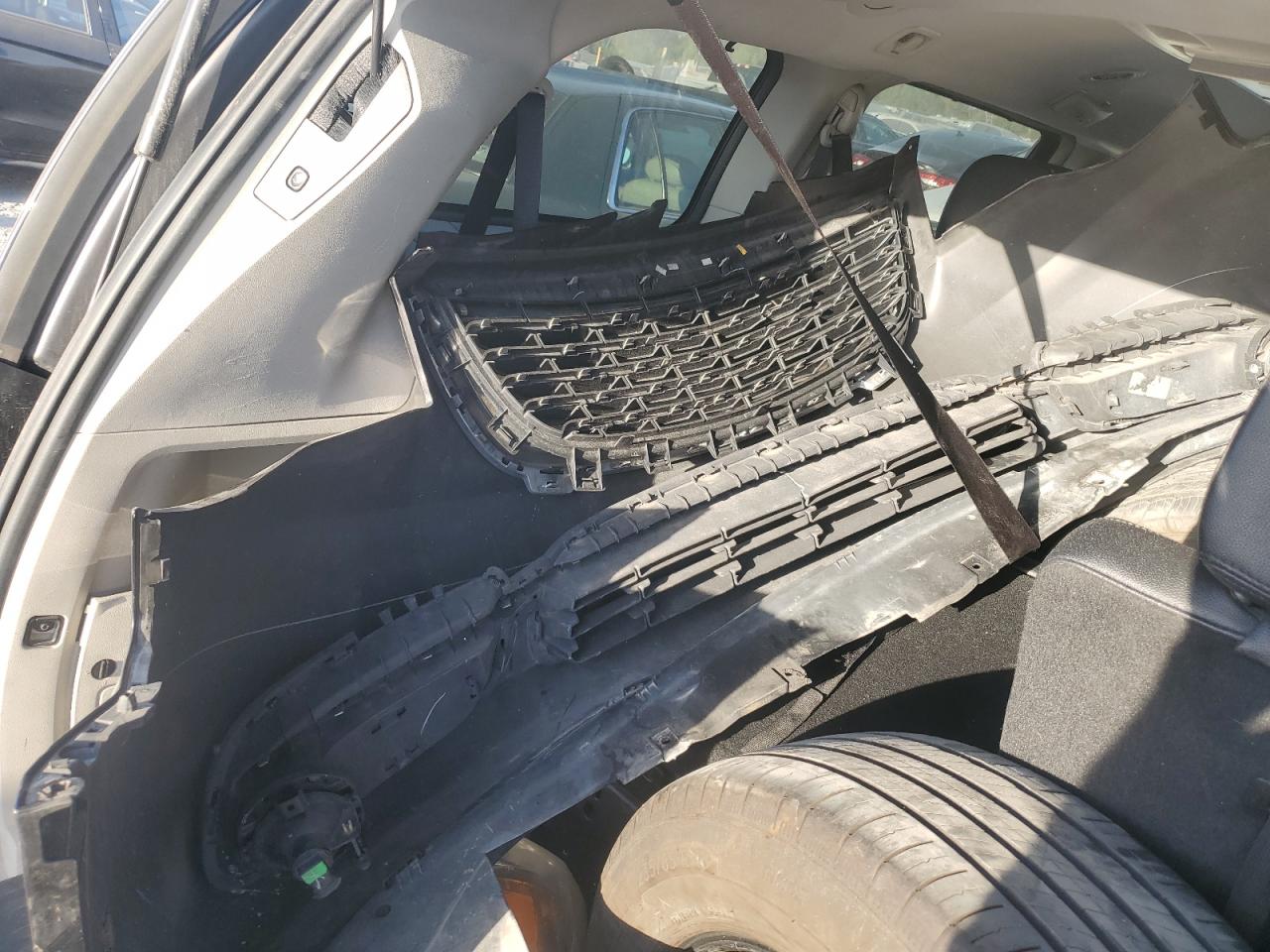 2015 Chrysler Town & Country VIN 2C4RC1BG1FR534931 Copart auction photo, front end damage thumbnail 13