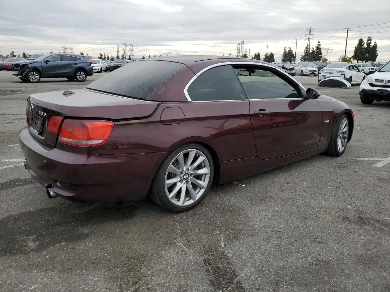 2008 BMW 3er VIN WBAWL73568PX55560 Copart auction photo, burn damage thumbnail 3