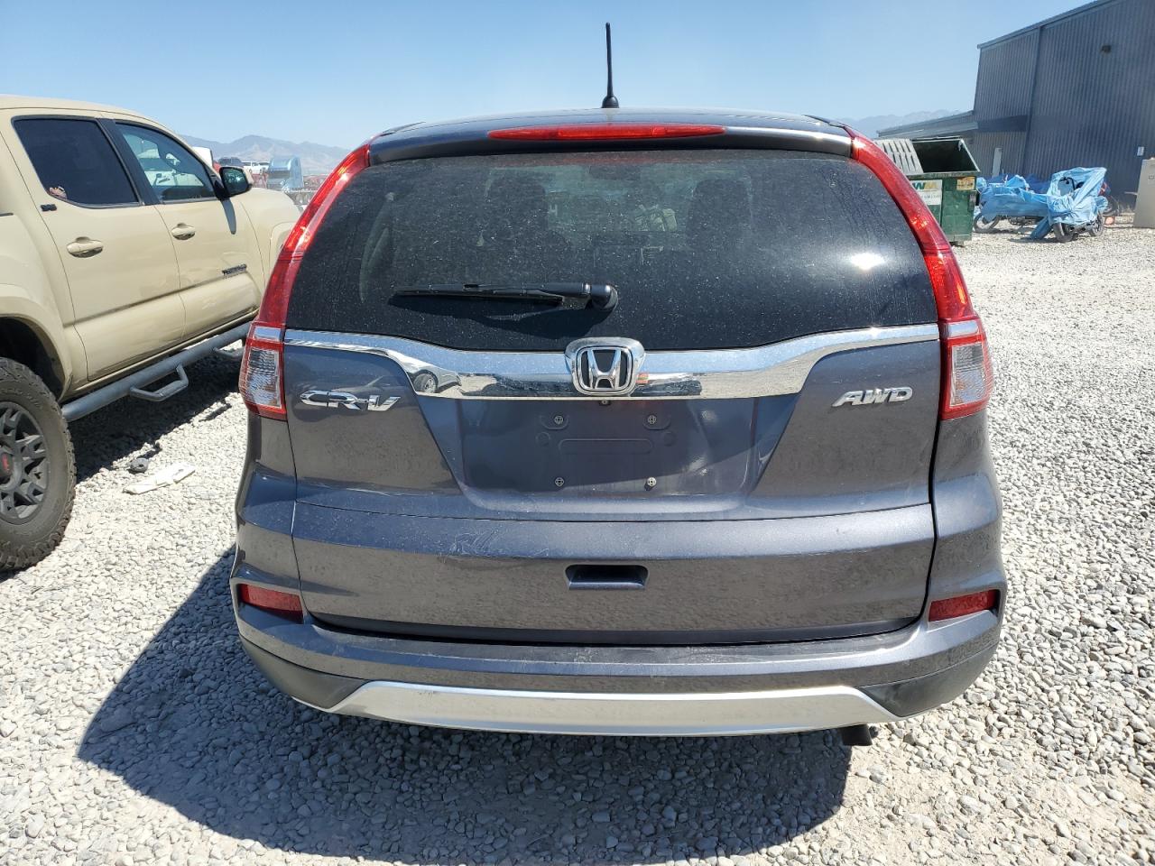 2016 Honda CR-V VIN 2HKRM4H56GH604359 Copart auction photo, side / undercarriage damage thumbnail 6