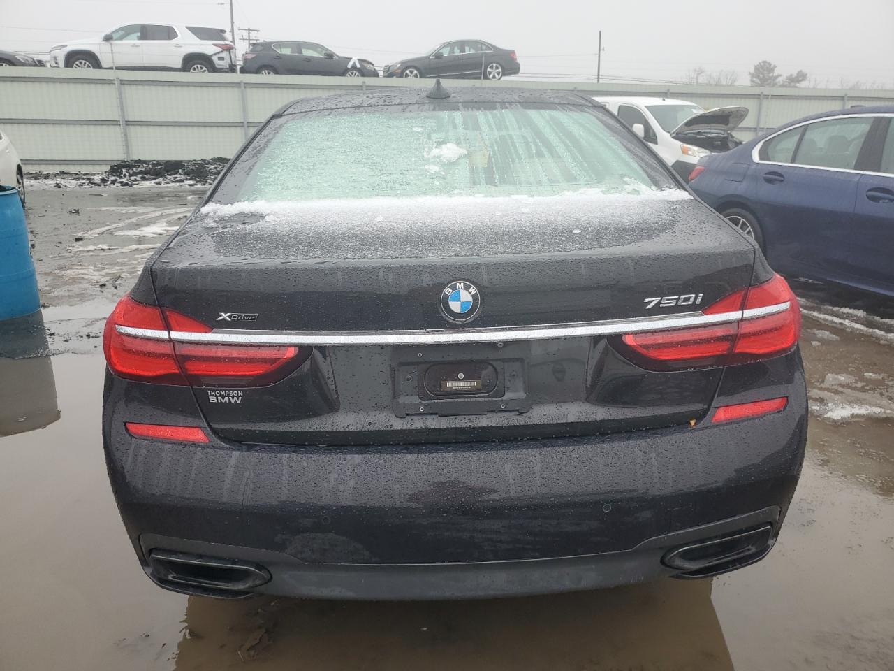 2017 BMW 7er VIN WBA7F2C36HG422918 Copart auction photo, front end damage thumbnail 6