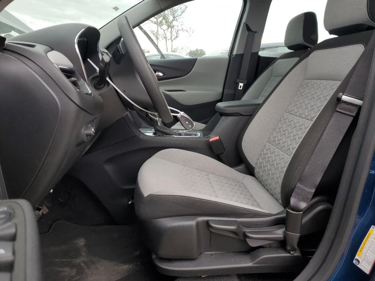 2022 Chevrolet Equinox VIN 3GNAXHEV4NS216556 Copart auction photo, front end / side damage thumbnail 7