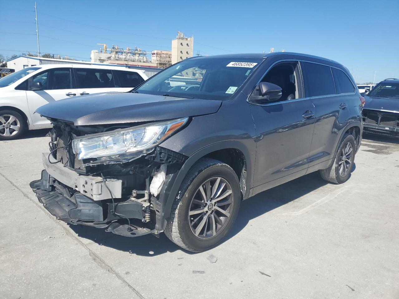 2018 Toyota Highlander VIN 5TDKZRFH9JS534239