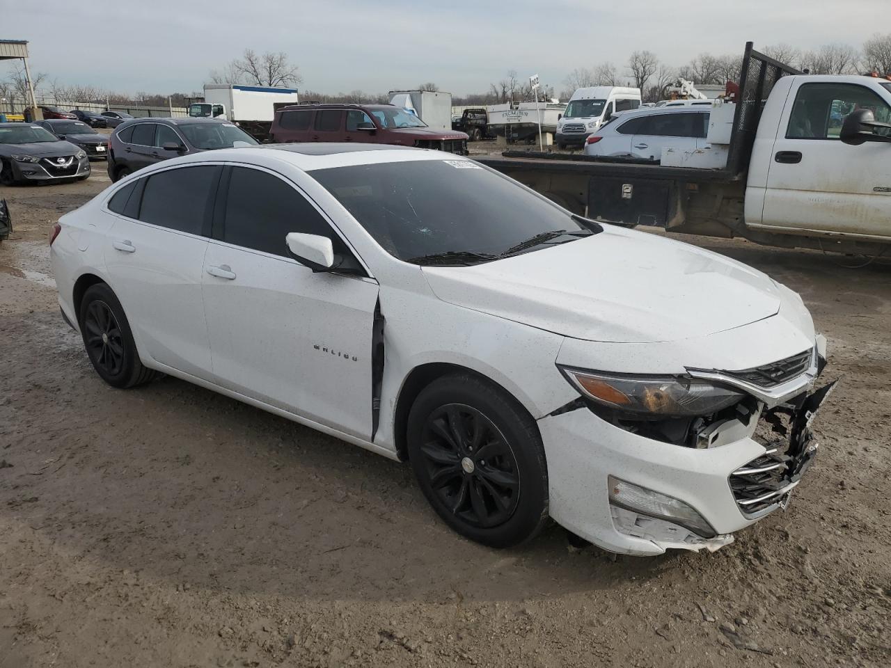 2019 Chevrolet Malibu VIN 1G1ZD5ST7KF147215 Copart auction photo, front end damage thumbnail 4