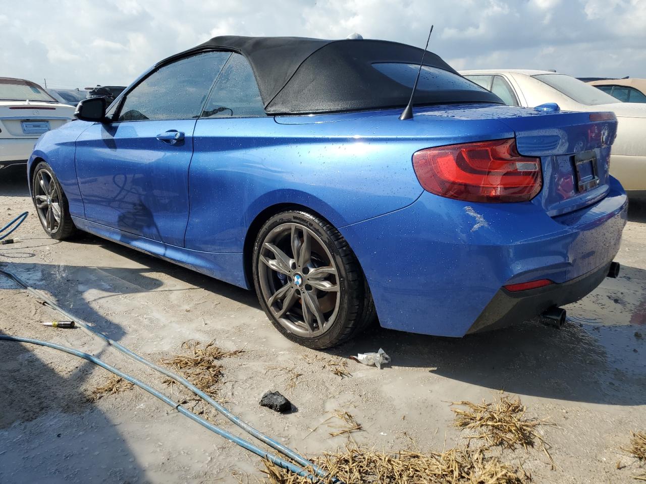 2015 BMW M2 VIN WBA1M1C58FV393387 Copart auction photo, water/flood damage thumbnail 2