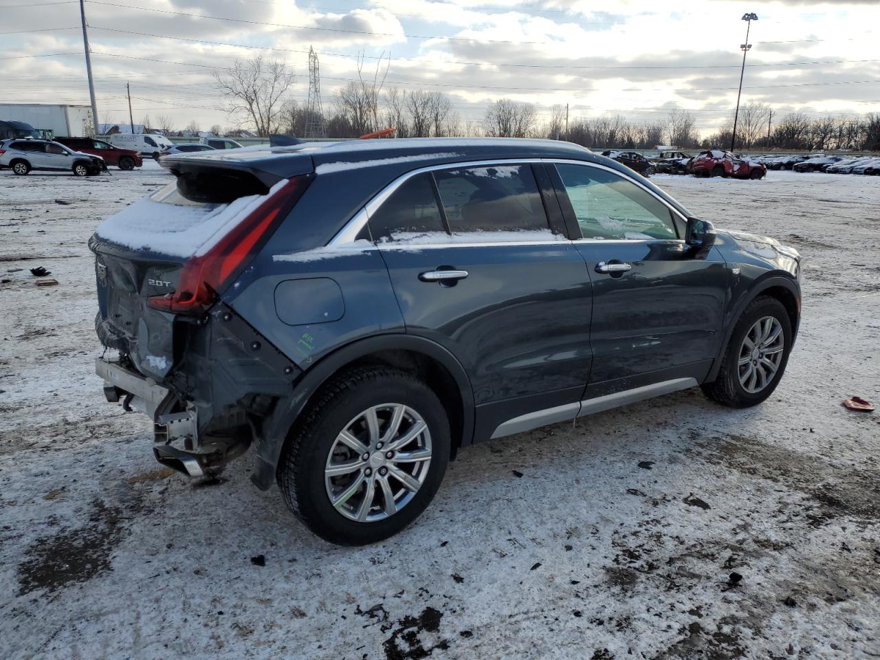 2019 Cadillac XT4 VIN 1GYFZDR46KF131232 Copart auction photo, rear end damage thumbnail 3