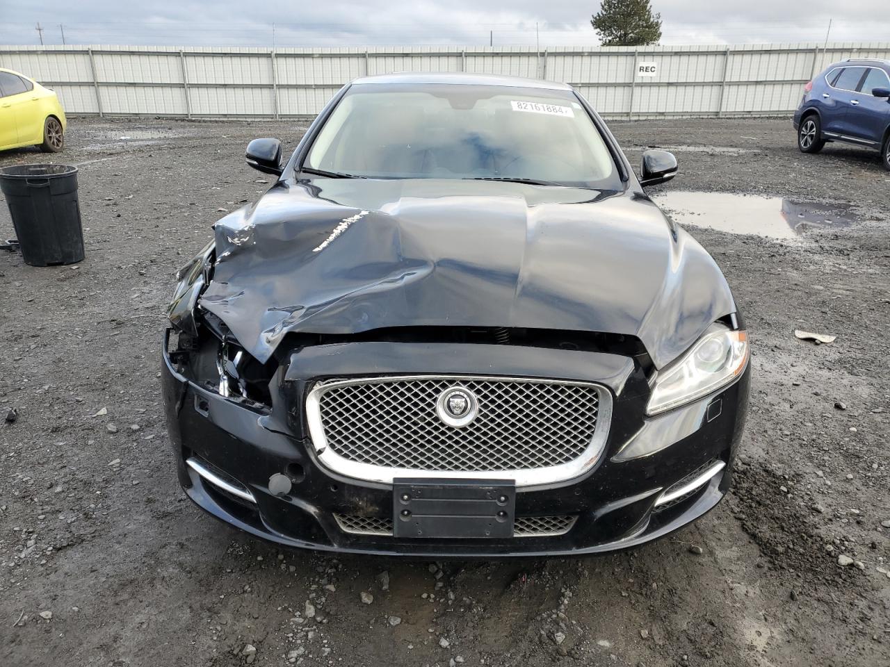 2013 Jaguar XJ VIN SAJWJ2GD1D8V43975 Copart auction photo, front end / side damage thumbnail 5