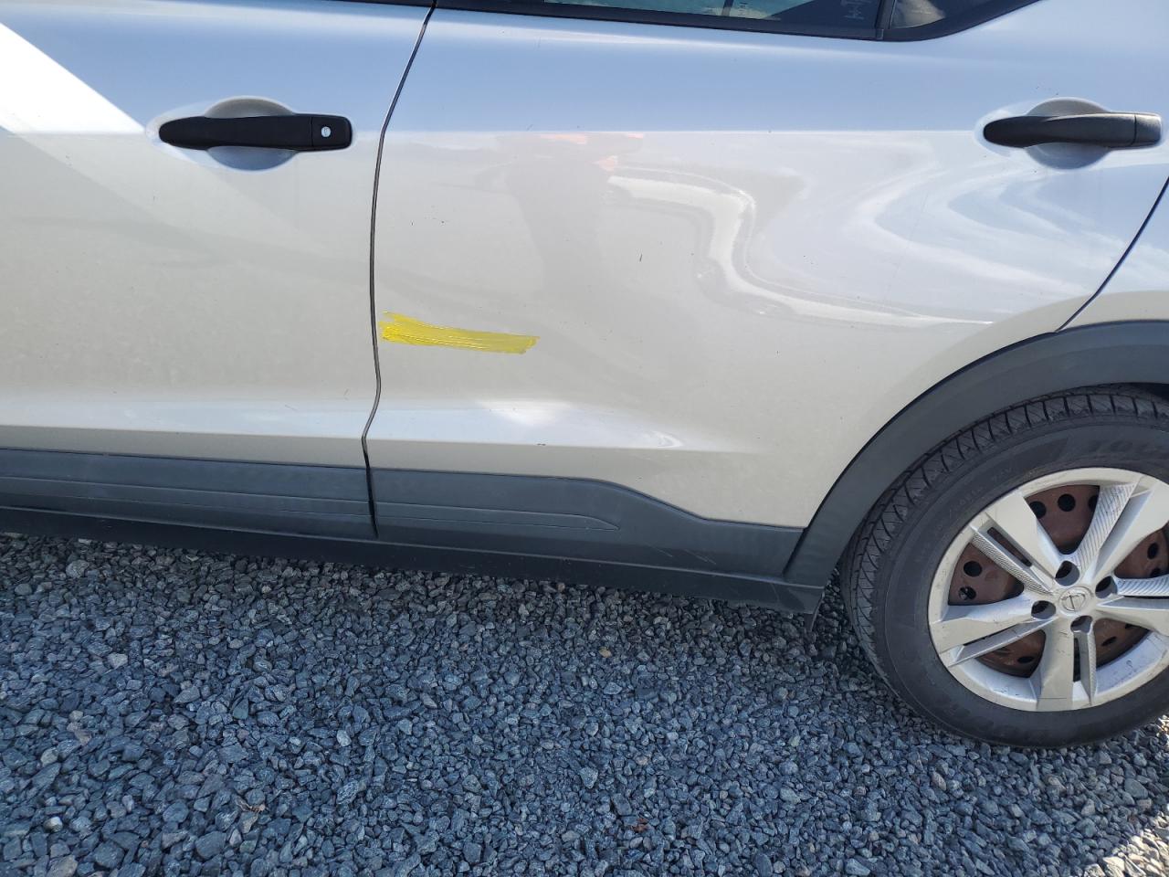 2020 Nissan Kicks VIN 3N1CP5BV3LL563438 Copart auction photo, water/flood / minor dent/scratches damage thumbnail 12