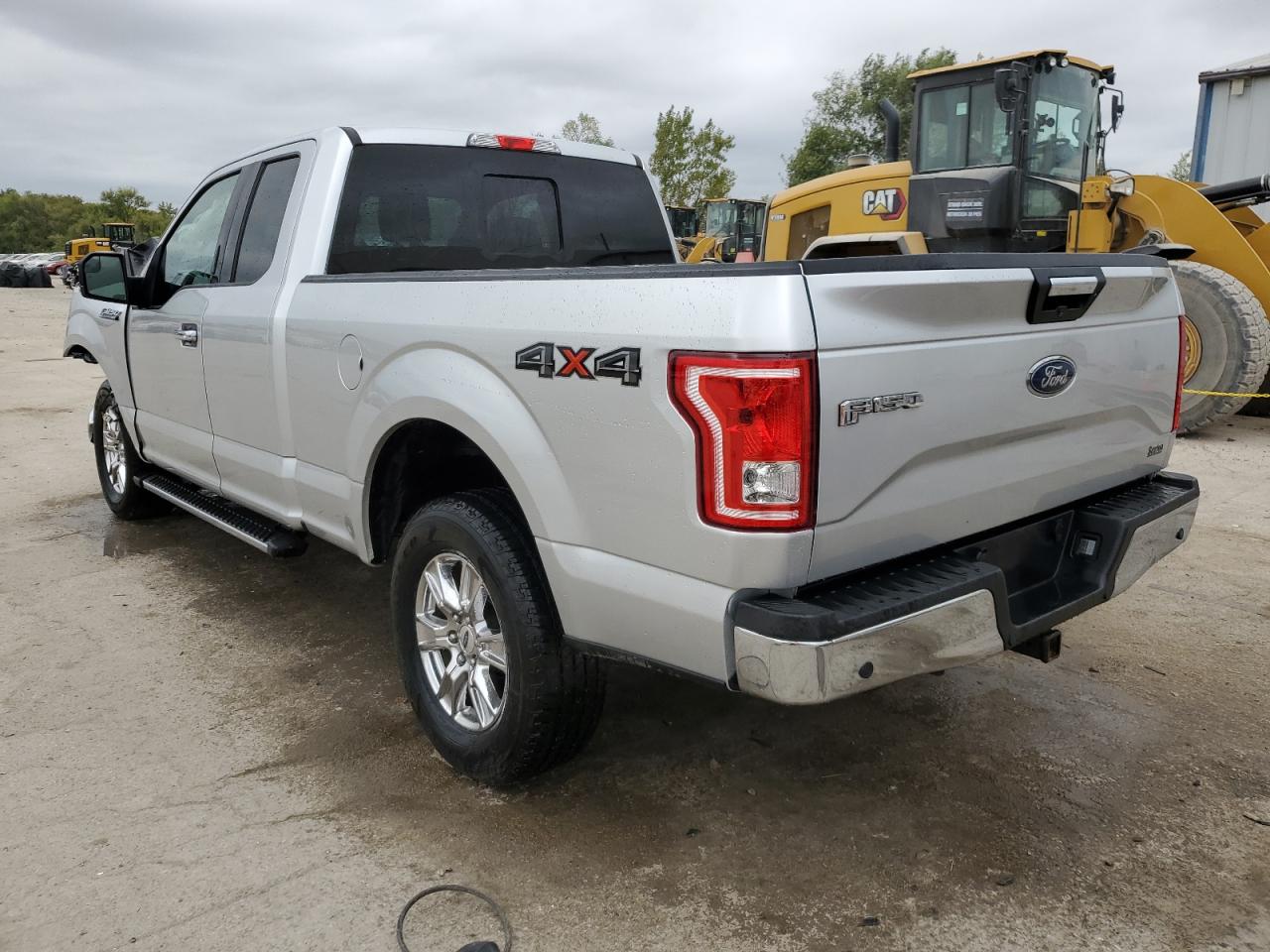 2017 Ford F-150 VIN 1FTFX1EF5HFA43024 Copart auction photo, front end / minor dent/scratches damage thumbnail 2