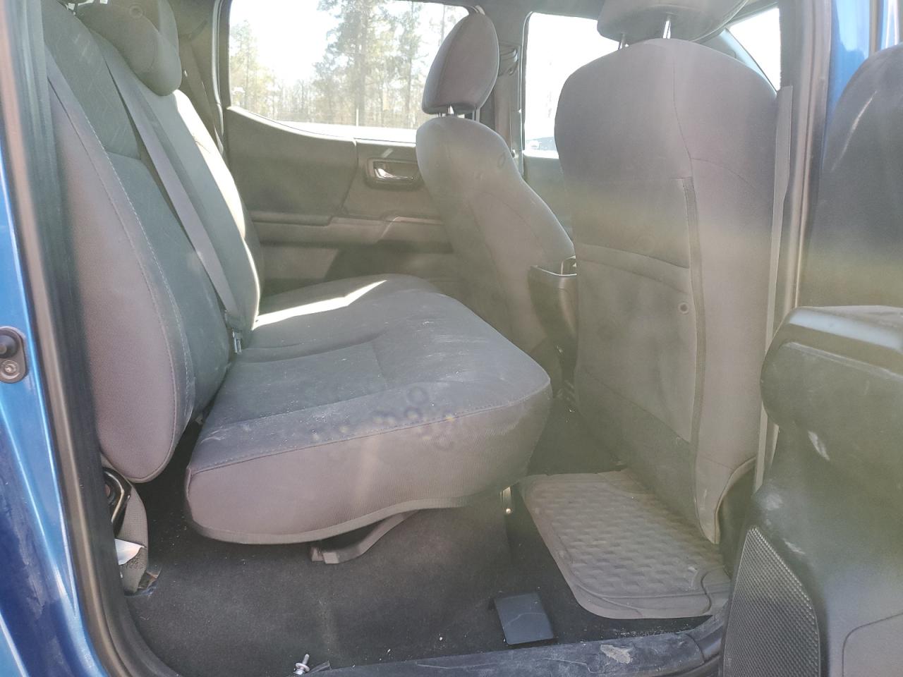 2017 Toyota Tacoma VIN 5TFCZ5AN9HX066687 Copart auction photo, front end damage thumbnail 10