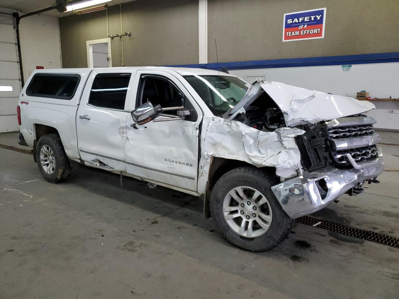 2017 Chevrolet Silverado VIN 3GCUKSEC1HG349900 Copart auction photo, all over / undercarriage damage thumbnail 4