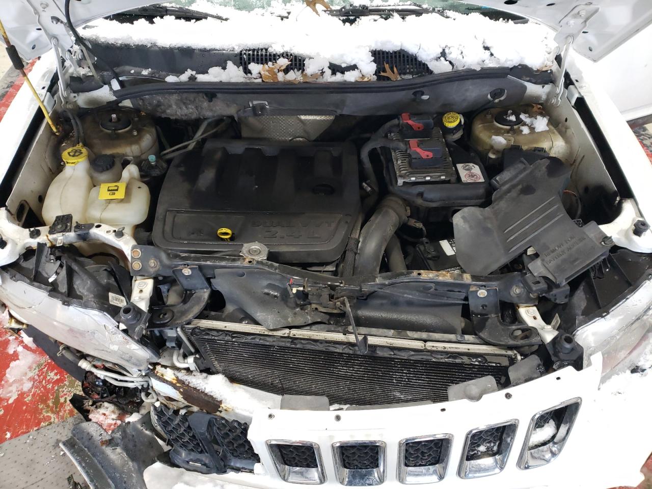 2011 Jeep Compass VIN 1J4NF1FB2BD239168 Copart auction photo, front end damage thumbnail 13