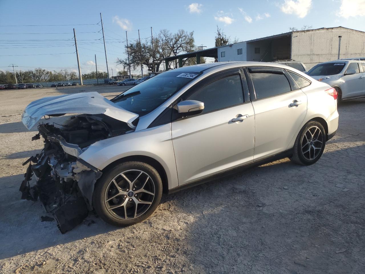 2018 Ford Focus VIN 1FADP3H23JL201644