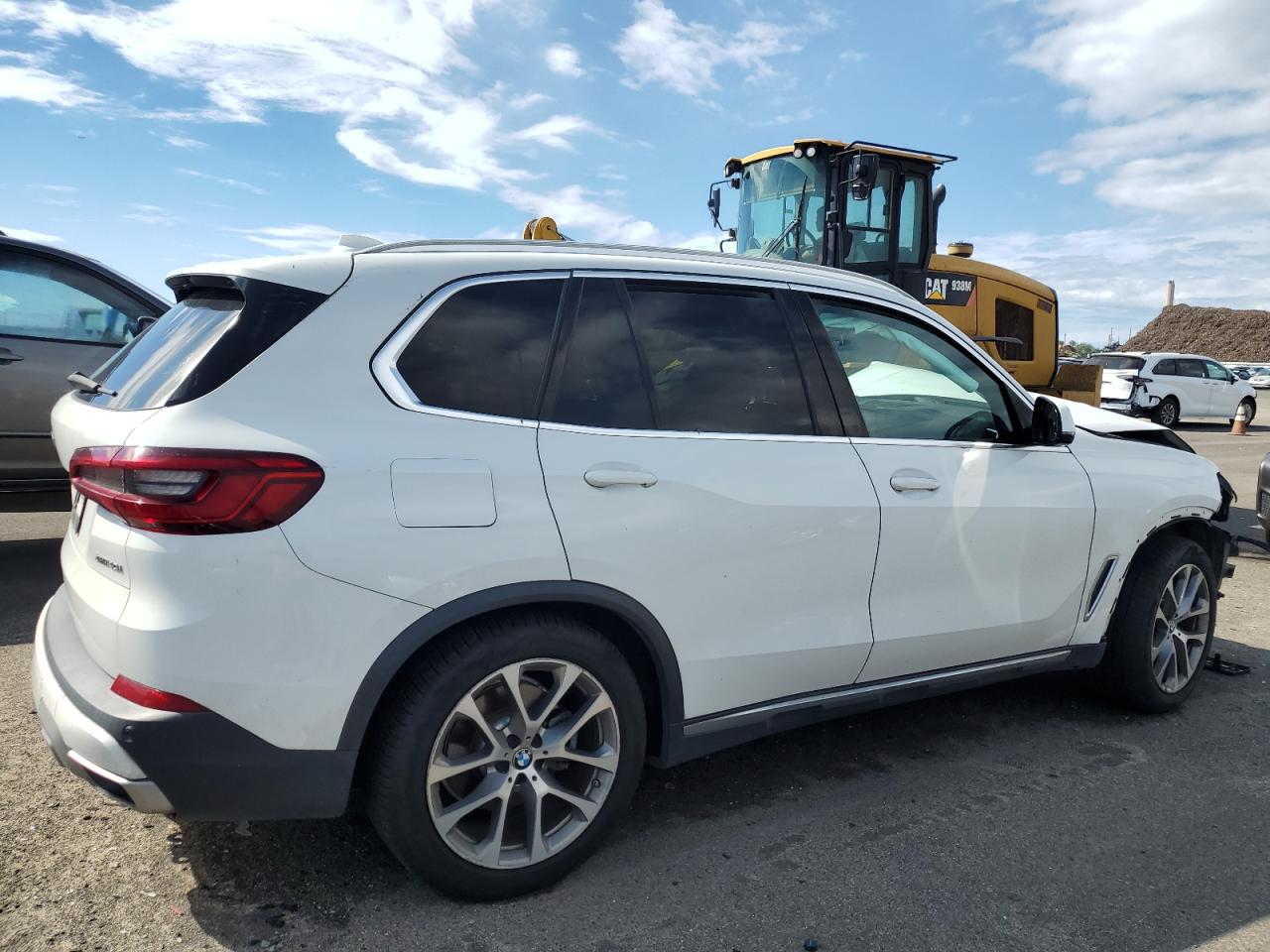 2019 BMW X5 VIN 5UXCR6C53KLK88657 Copart auction photo, front end damage thumbnail 3