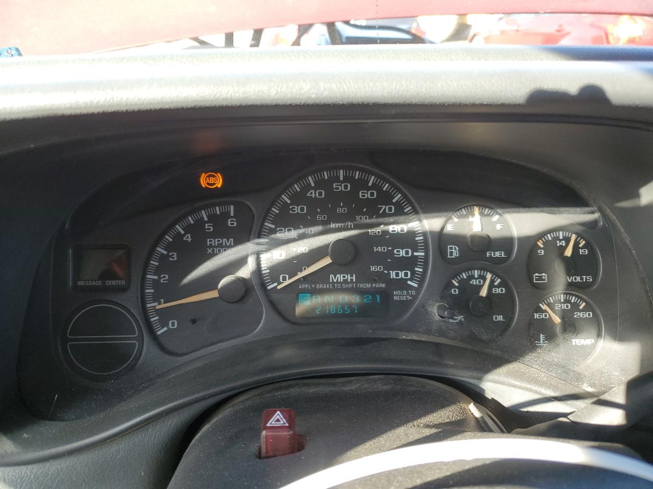2002 Chevrolet Tahoe VIN 1GNEK13Z62R310238 Copart auction photo, front end damage thumbnail 9