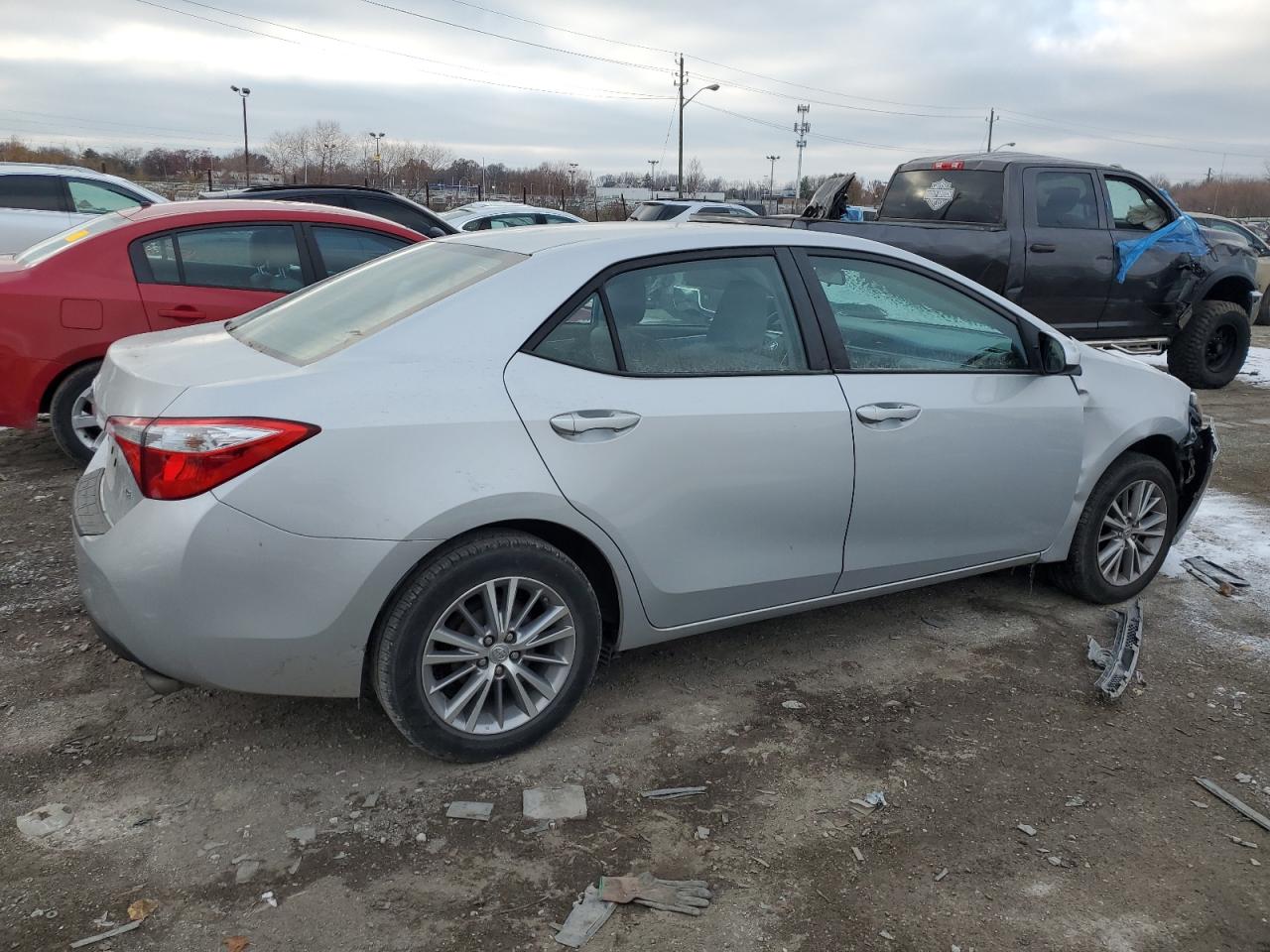 2015 Toyota Corolla VIN 2T1BURHE6FC310766 Copart auction photo, front end / minor dent/scratches damage thumbnail 3