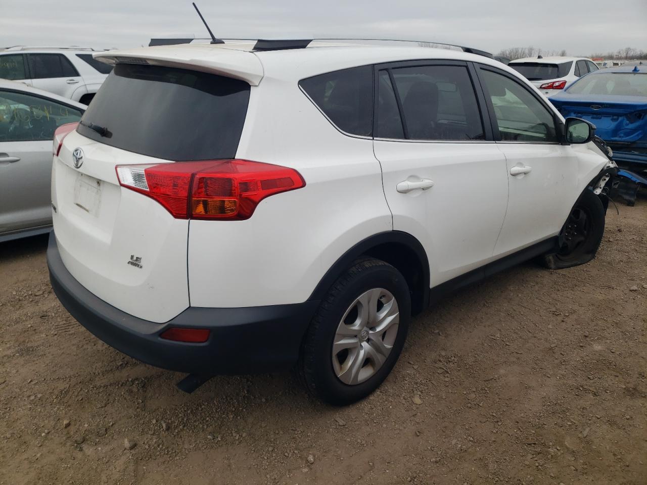 2015 Toyota RAV 4 VIN JTMBFREV5FD126078 Copart auction photo, front end damage thumbnail 3
