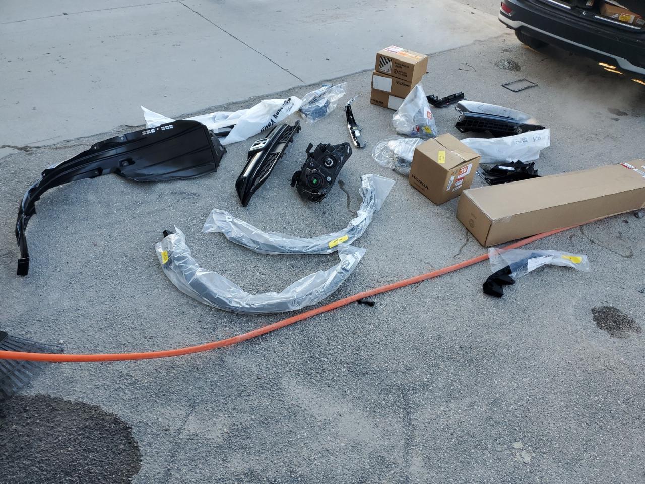 2022 Honda CR-V VIN 5J6RW1H89NA009216 Copart auction photo, front end damage thumbnail 13