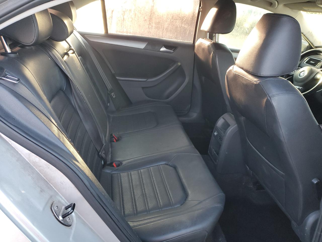 2014 Volkswagen Jetta VIN 3VWL07AJ9EM443200 Copart auction photo, undercarriage / front end damage thumbnail 10
