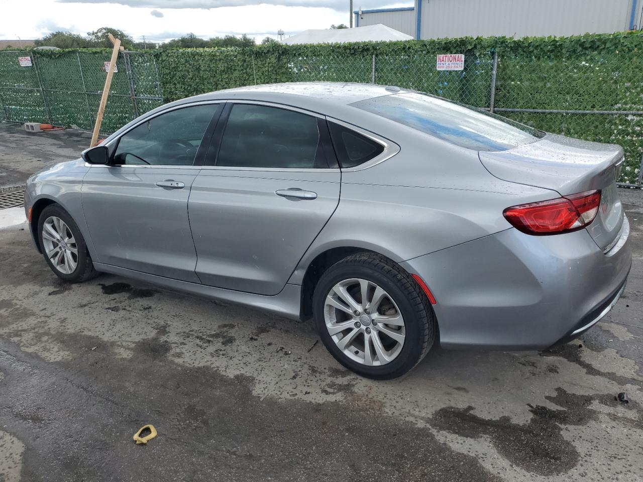 2015 Chrysler 200 VIN 1C3CCCAB8FN587246 Copart auction photo, front end / minor dent/scratches damage thumbnail 2