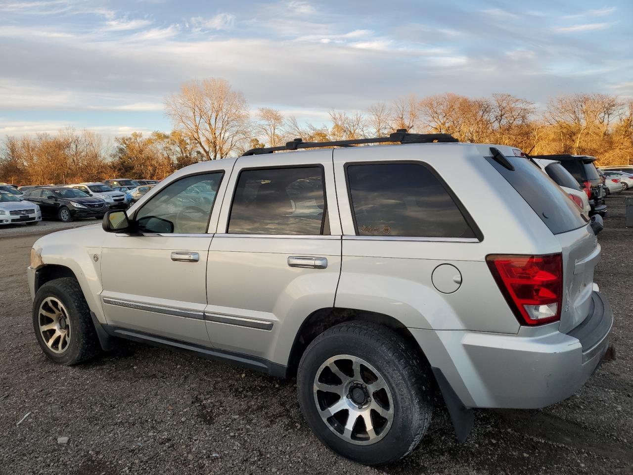2005 Jeep Grand Cherokee VIN 1J4HR58245C613315 Copart auction photo, rear end damage thumbnail 2
