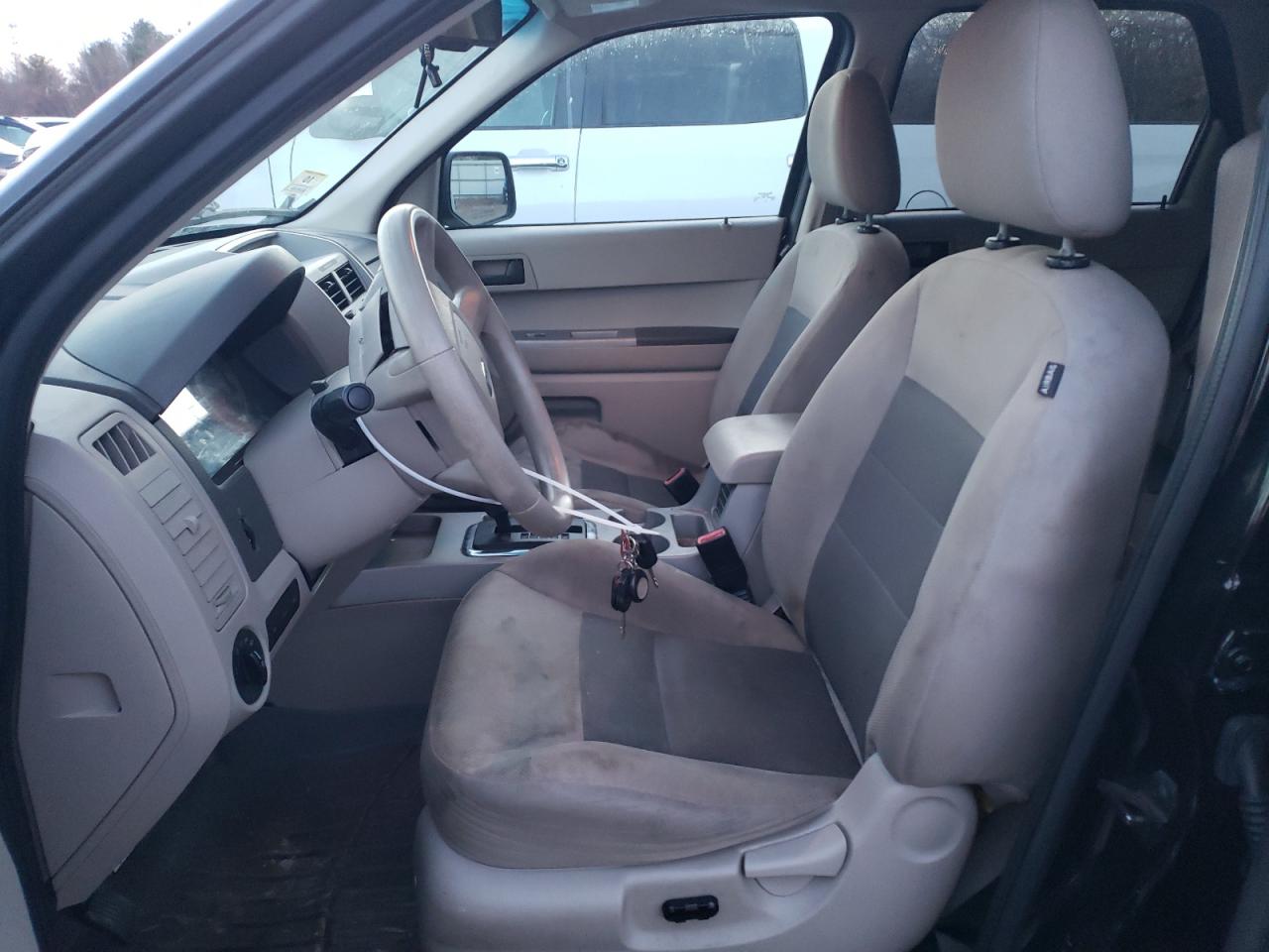 2008 Ford Escape VIN 1FMCU93138KB92861 Copart auction photo, rear end / side damage thumbnail 7