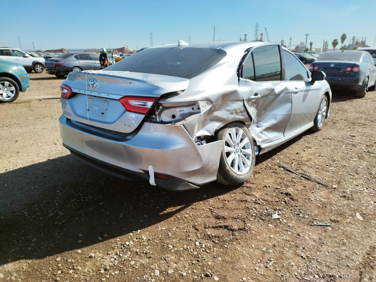 2019 Toyota Camry VIN 4T1B11HK8KU760377 Copart auction photo, side / rear end damage thumbnail 9