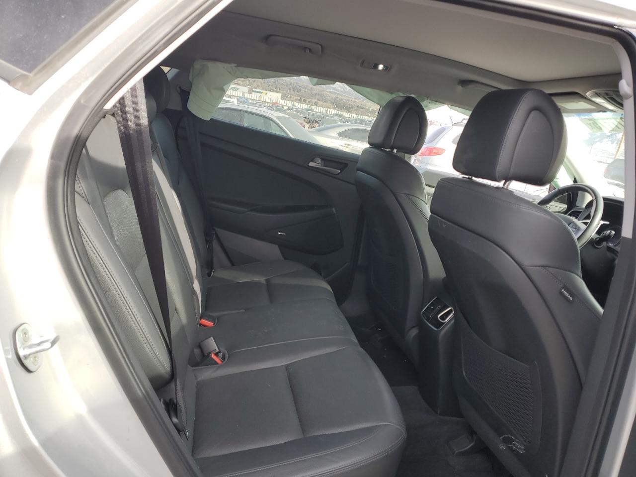 2017 Hyundai Tucson VIN KM8J3CA24HU355802 Copart auction photo, side / all over damage thumbnail 11