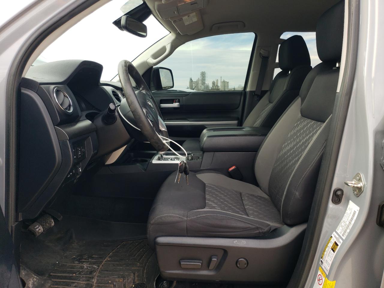 2019 Toyota Tundra VIN 5TFEY5F14KX251996 Copart auction photo, rear end damage thumbnail 7