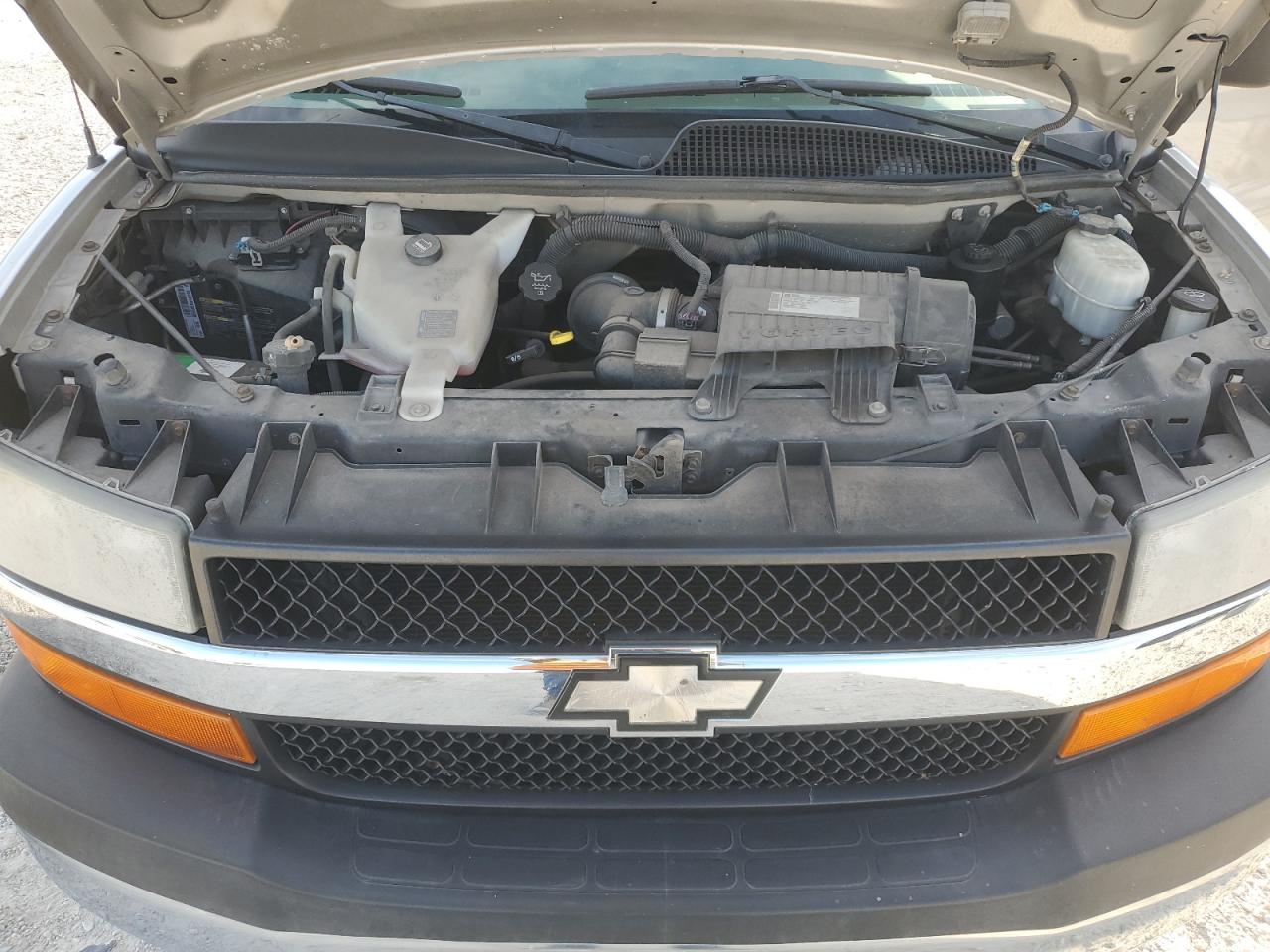 2009 Chevrolet Express VIN 1GAHG39K791118504 Copart auction photo, side / rear end damage thumbnail 12