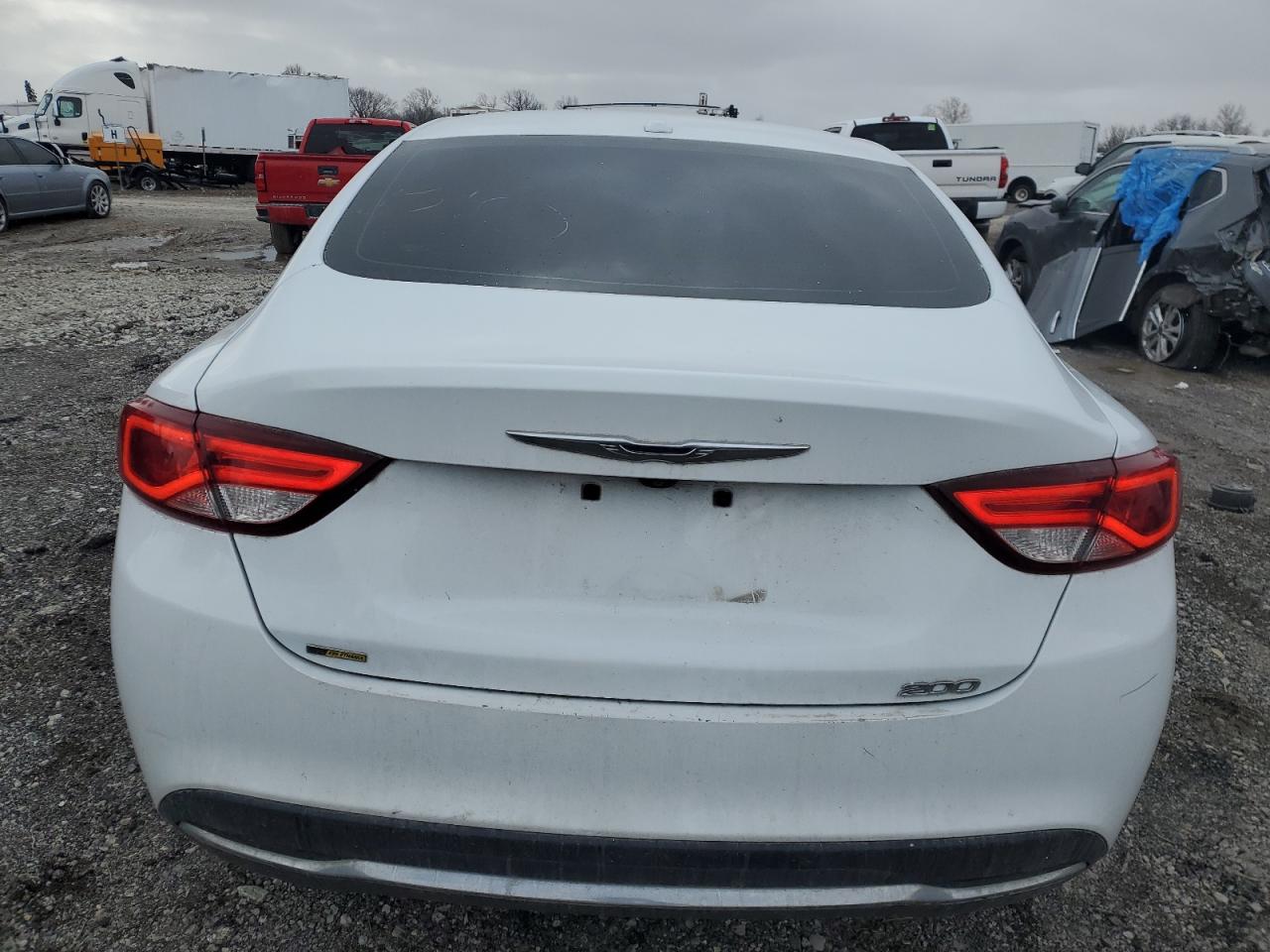 2015 Chrysler 200 VIN 1C3CCCAB4FN602549 Copart auction photo, front end / side damage thumbnail 6