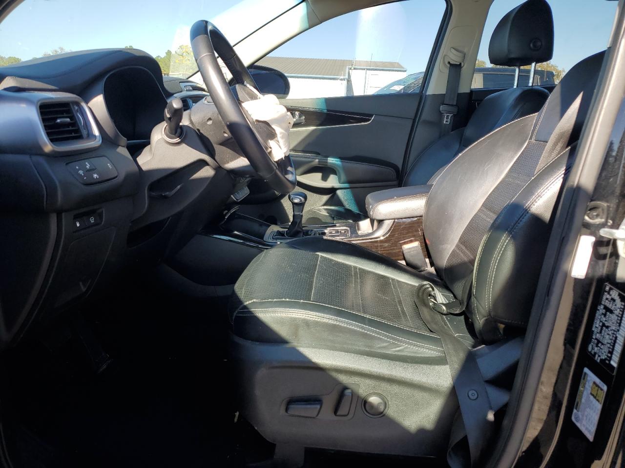 2019 KIA Sorento VIN 5XYPH4A54KG498189 Copart auction photo, front end damage thumbnail 7