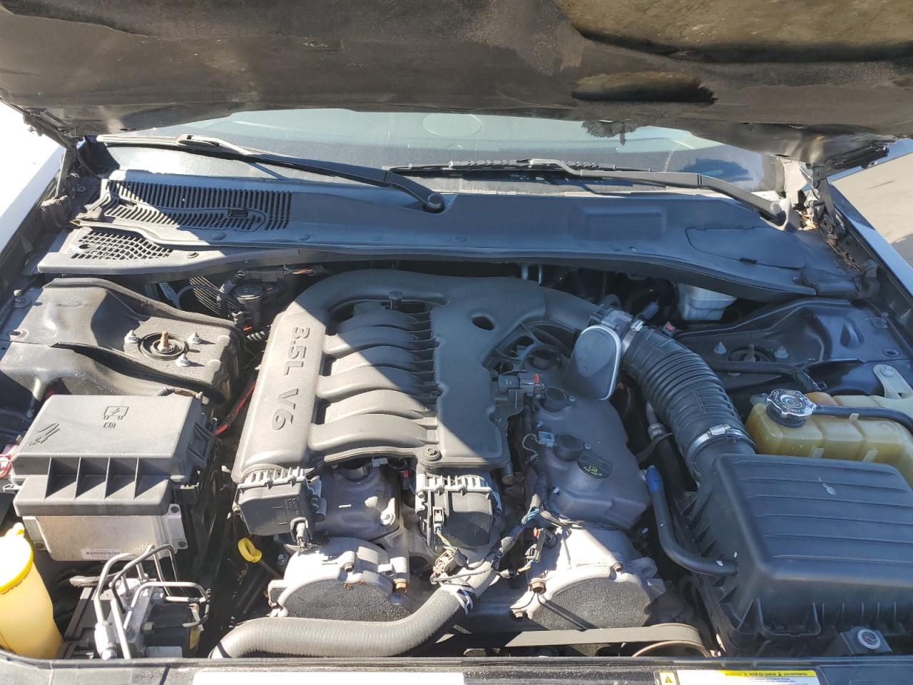 2006 Chrysler 300 VIN 2C3KA53GX6H461954 Copart auction photo, minor dent/scratches damage thumbnail 11