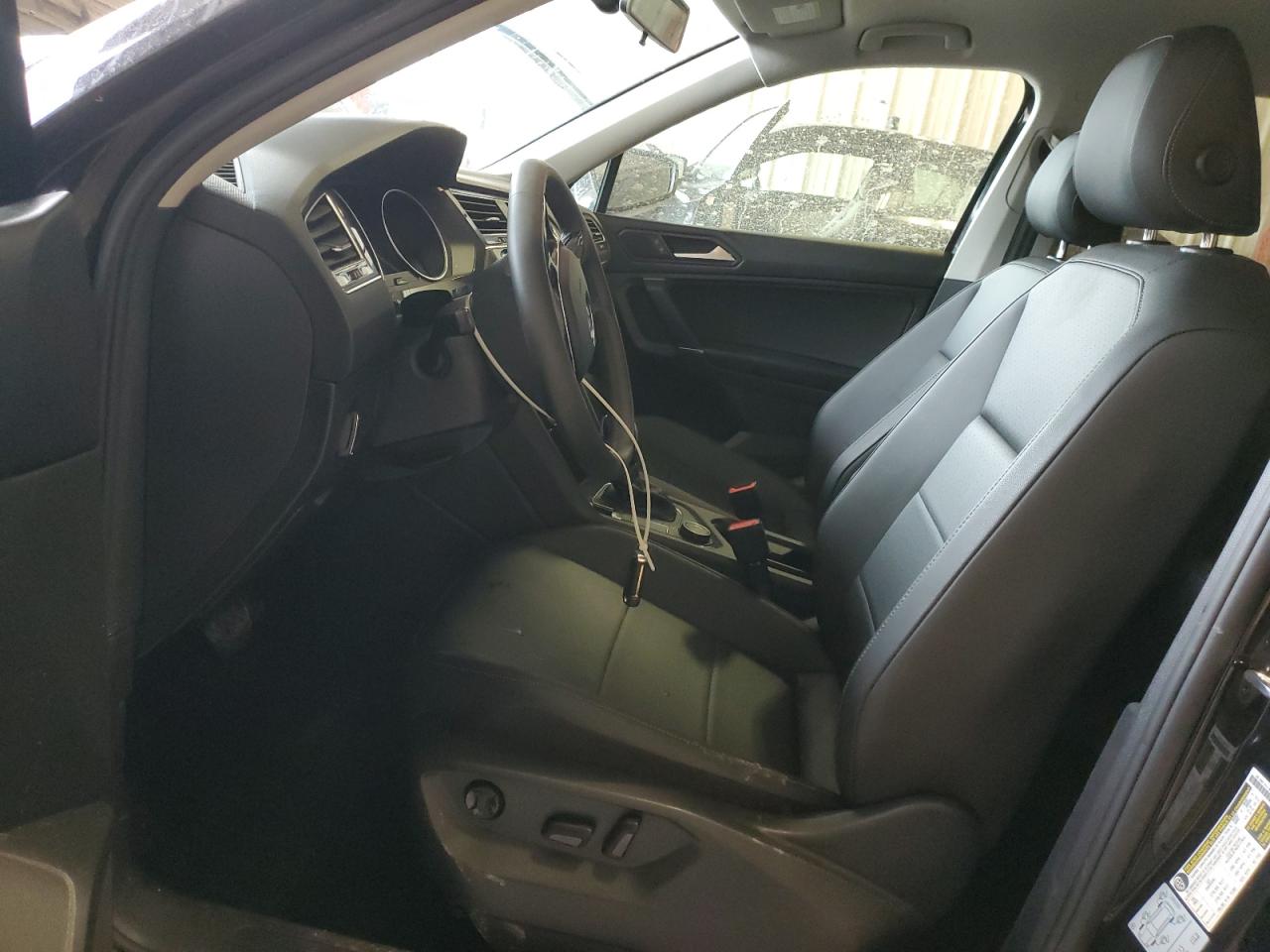 2020 Volkswagen Tiguan VIN 3VV2B7AX5LM115509 Copart auction photo, rear end / undercarriage damage thumbnail 7