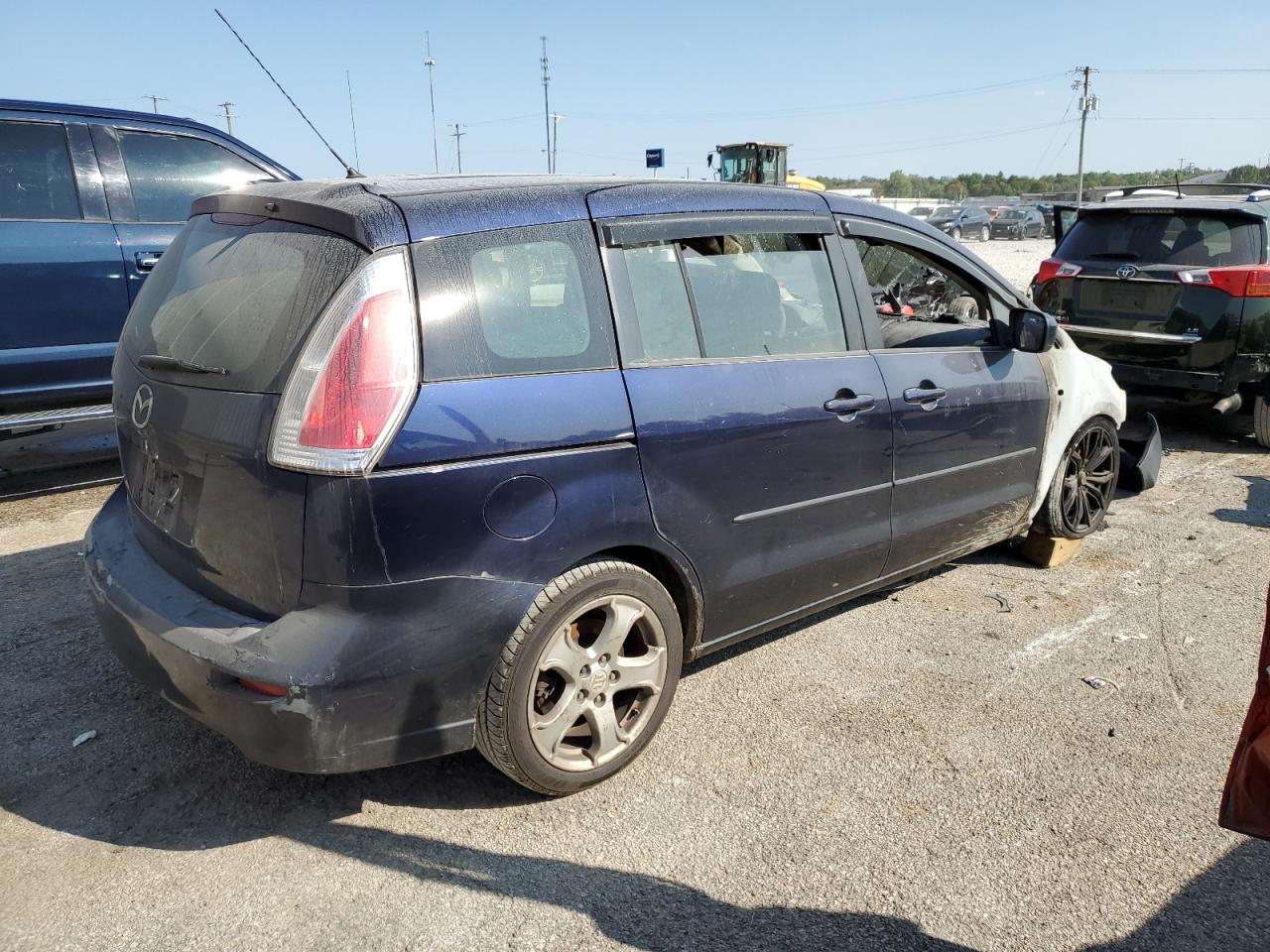 2009 Mazda 5 VIN JM1CR29L390352157 Copart auction photo, burn - engine damage thumbnail 3