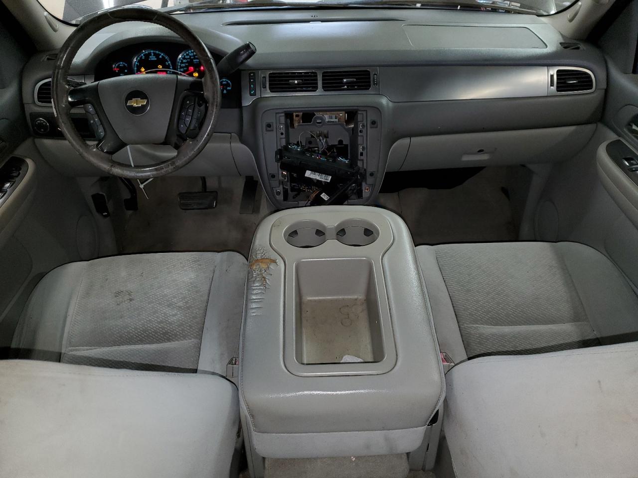 2007 Chevrolet Tahoe VIN 1GNEC13027J128766 Copart auction photo, side / undercarriage damage thumbnail 8