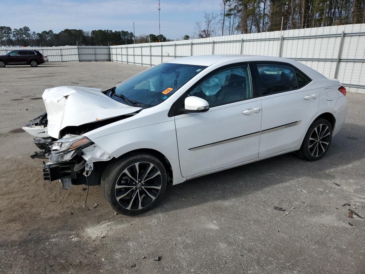 2019 Toyota Corolla VIN 2T1BURHE1KC224047