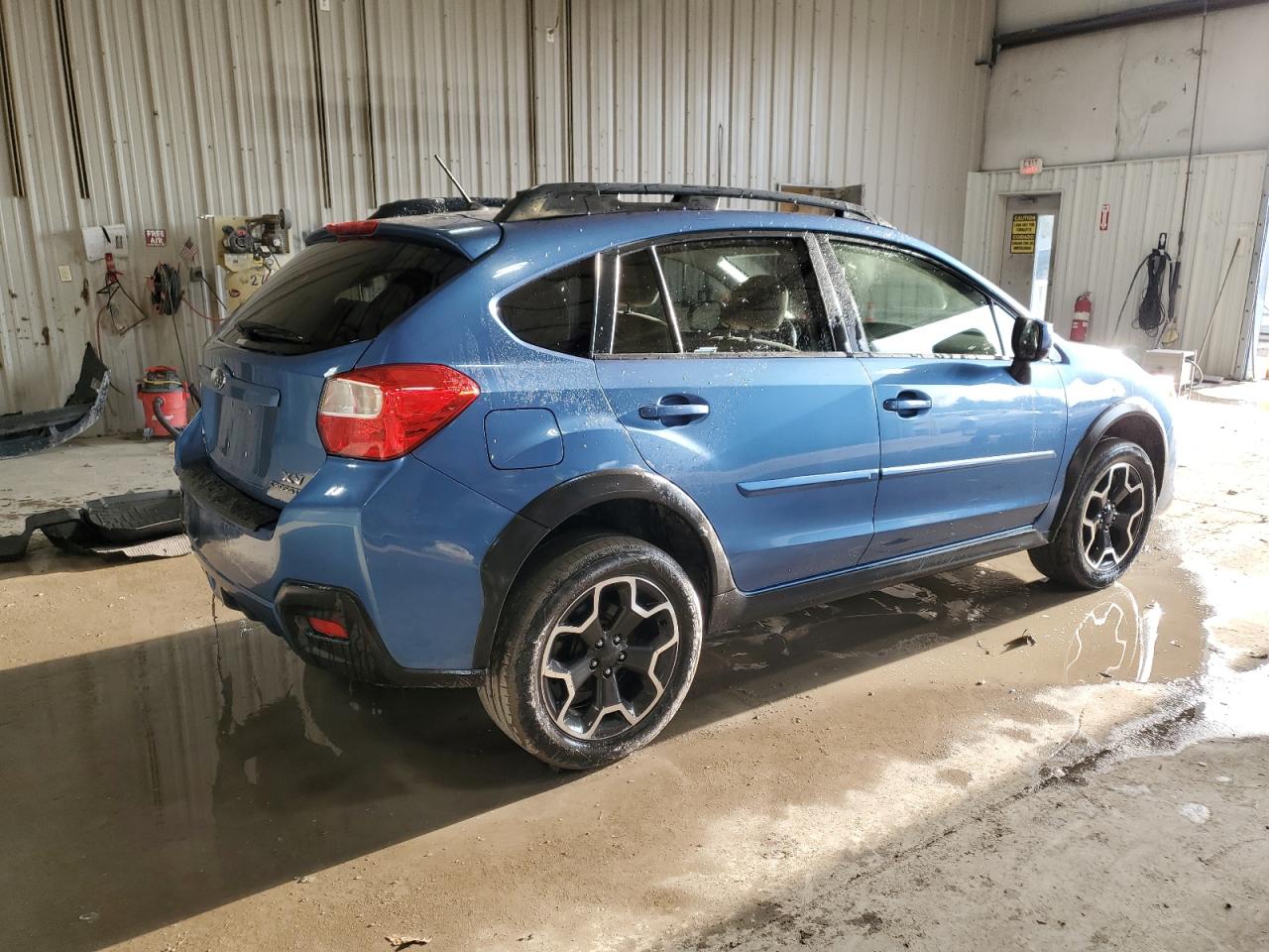 2014 Subaru XV VIN JF2GPACC6E8247135 Copart auction photo, burn damage thumbnail 3