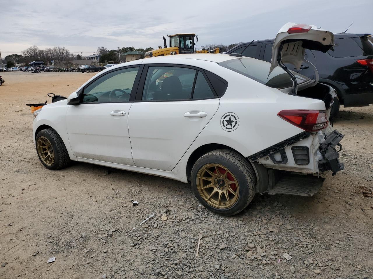 2020 KIA Rio VIN 3KPA24AD8LE333677 Copart auction photo, rear end damage thumbnail 2