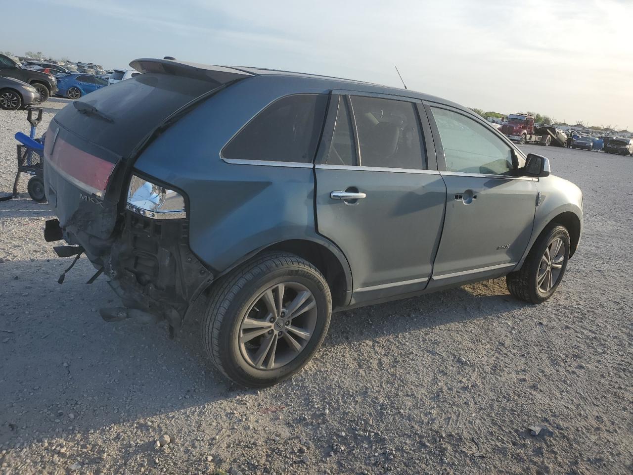 2010 Lincoln MKX VIN 2LMDJ6JC0ABJ29236 Copart auction photo, rear end / mechanical damage thumbnail 3
