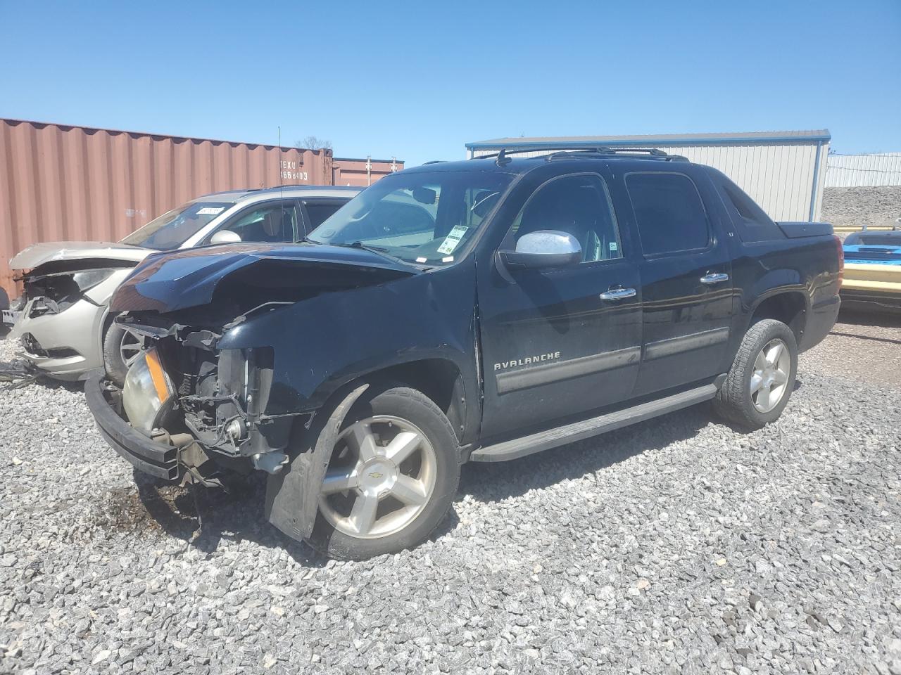 2011 Chevrolet Avalanche VIN 3GNMCFE05BG388885 - Copart auction photo