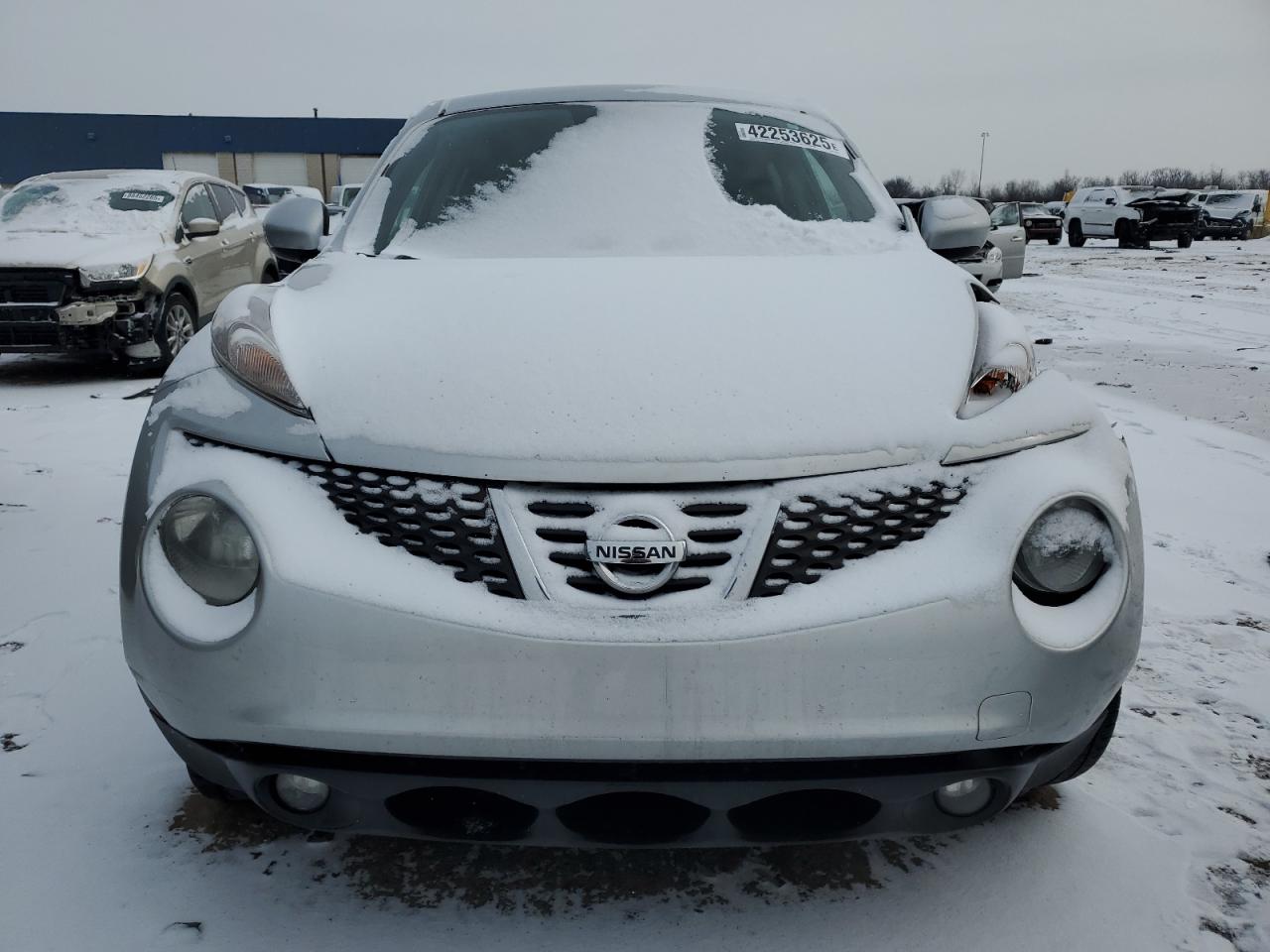 2013 Nissan Juke VIN JN8AF5MV2DT227401 Copart auction photo, front end / side damage thumbnail 5